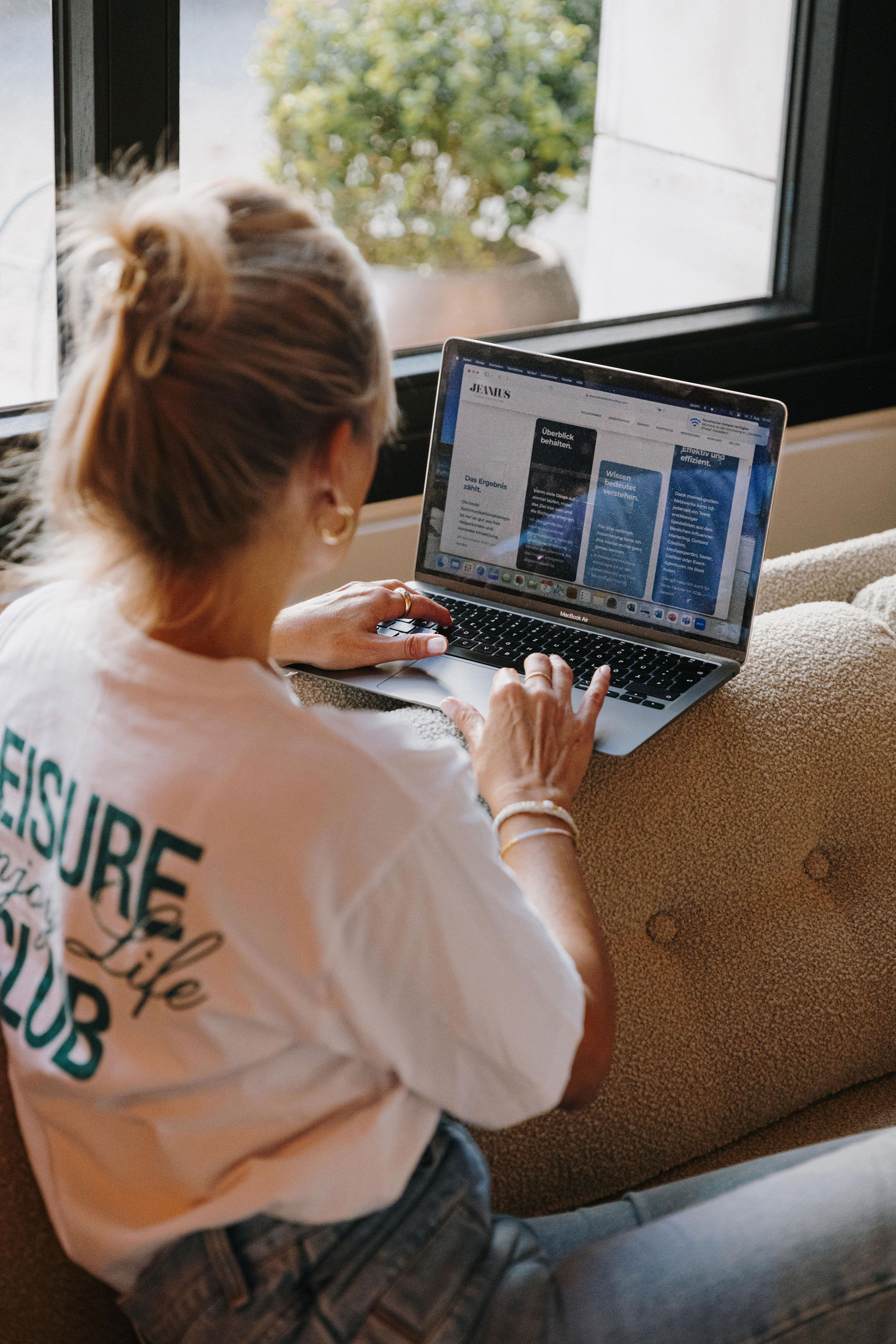 JEANIUS BRAND CONSULTING